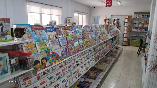 عکس فروشگاه کتاب فرهنگ