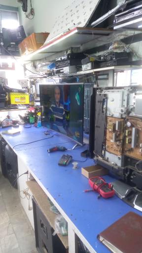 عکس خدمات تلویزیون و سیستم صوتی میرزایی