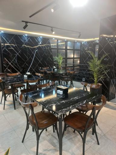 عکس رستوران ایرانیان