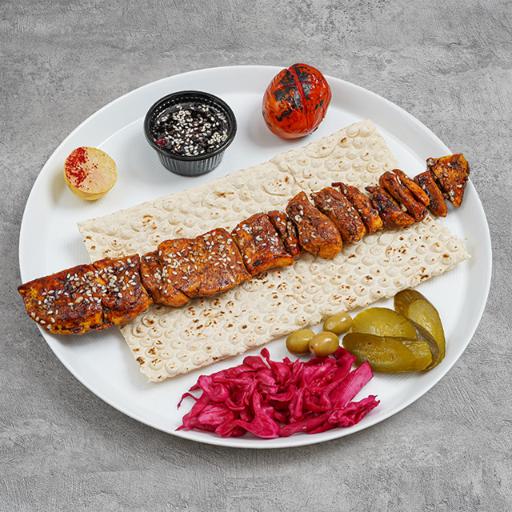 عکس تهیه غذای طاها