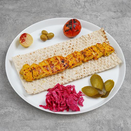 عکس تهیه غذای طاها