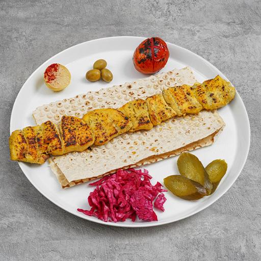 عکس تهیه غذای طاها