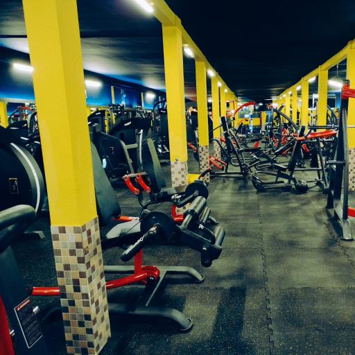 عکس باشگاه بدنسازی قلب آسیا