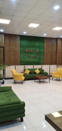 عکس مشاور املاک برلین