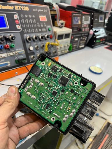 عکس تنظیم موتور تخصصی برق انژکتور فرزاد محمدی