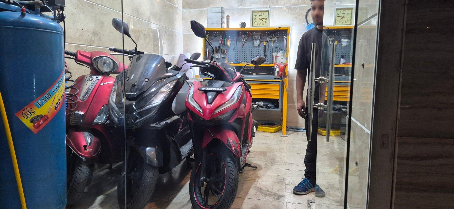 عکس موتور سازی ام آر جی