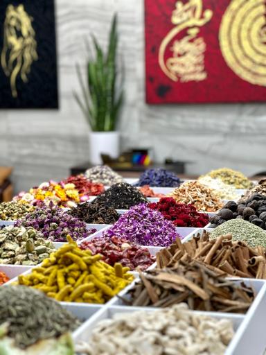 عکس فروشگاه آقای ادویه