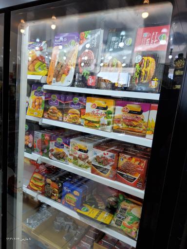 عکس میوه سرا و پروتیینی کامد