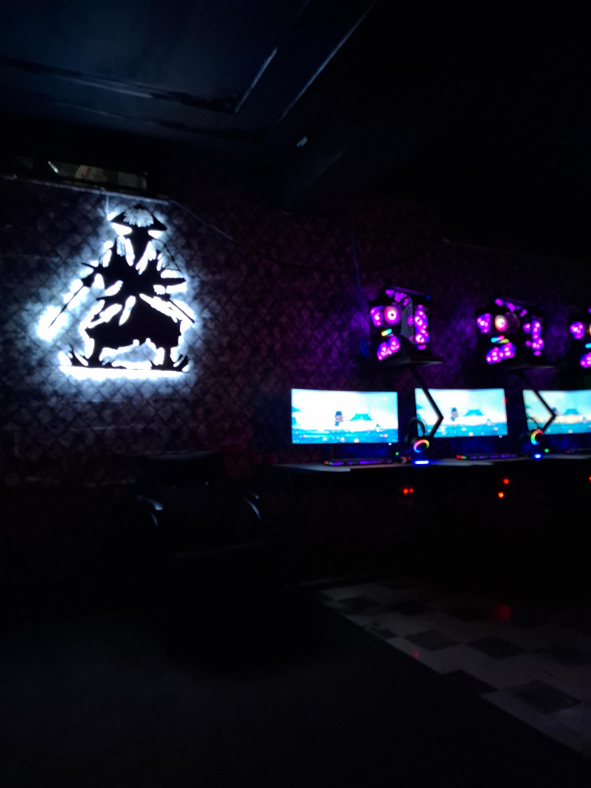 عکس کافه گیم بی نهایت infinity