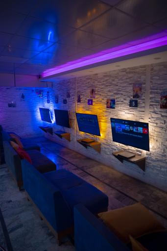 عکس گیمنت گیمر