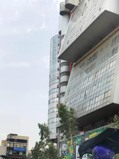 مجتمع تجاری اداری گلدیس