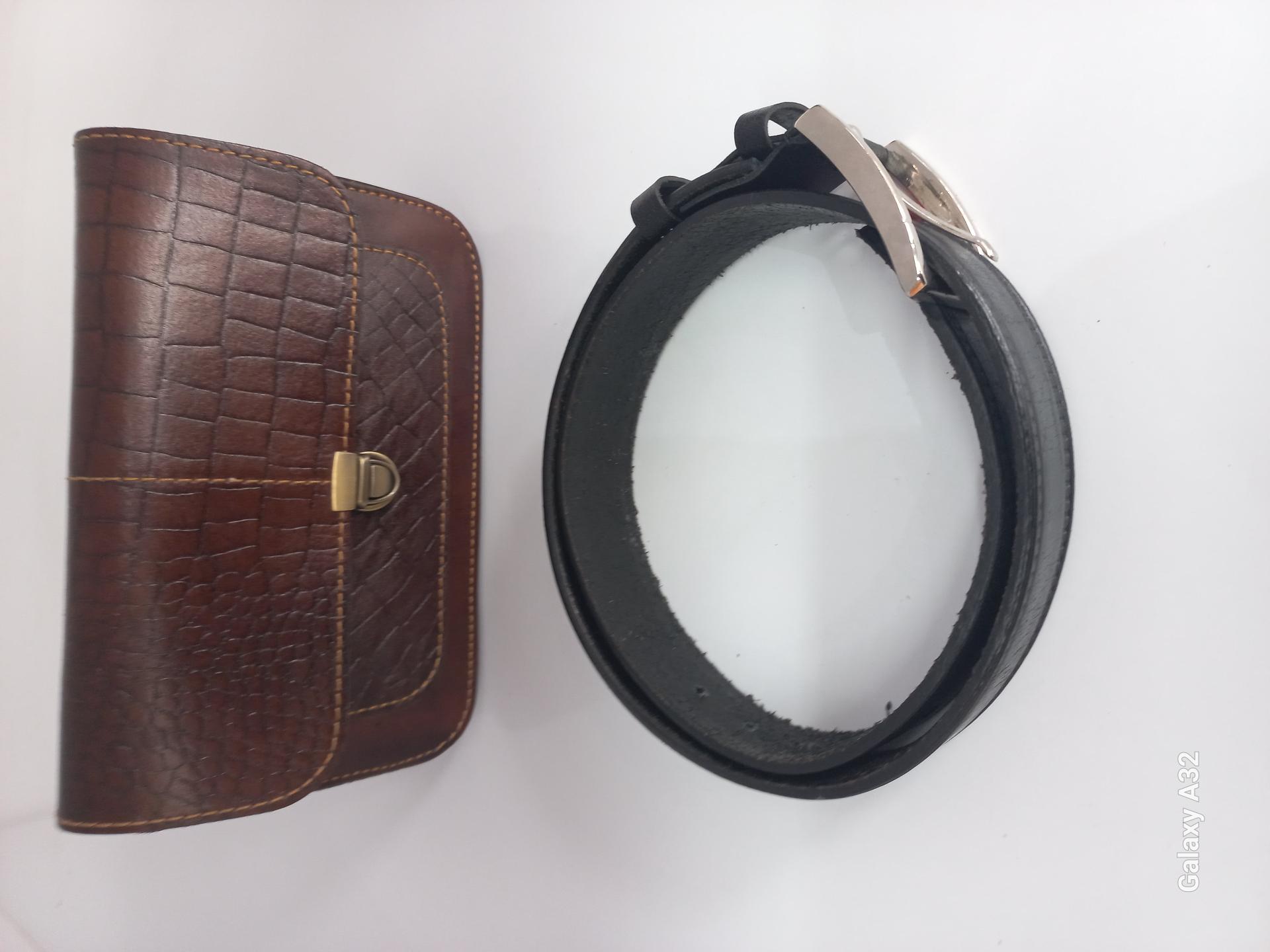 عکس چرم سرای اسفندیاری