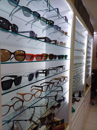 عکس عینک هوراد (اپتیک هوراد)