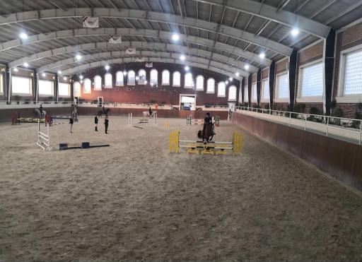 عکس باشگاه سوارکاری محک 