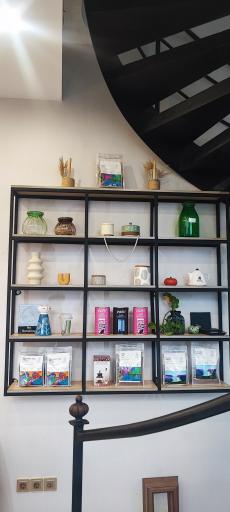 عکس کافه روستری و پیستری آکام