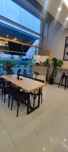 عکس کافه روستری و پیستری آکام