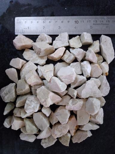 عکس شن رنگی و قلوه سنگ جلال شریفی