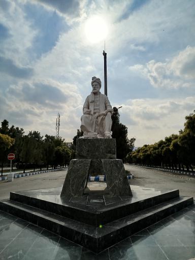 عکس تندیس ابوالقاسم فردوسی