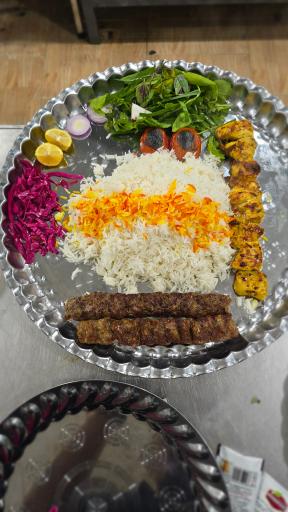 سفره خانه سنتی فرحزاد