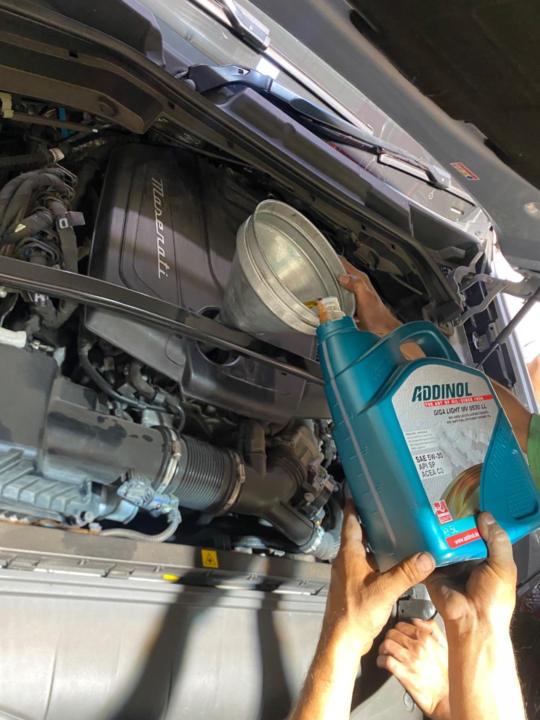 عکس اتوسرویس دنی