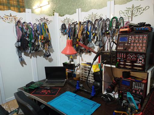 عکس گروه فنی مهندسی هادی