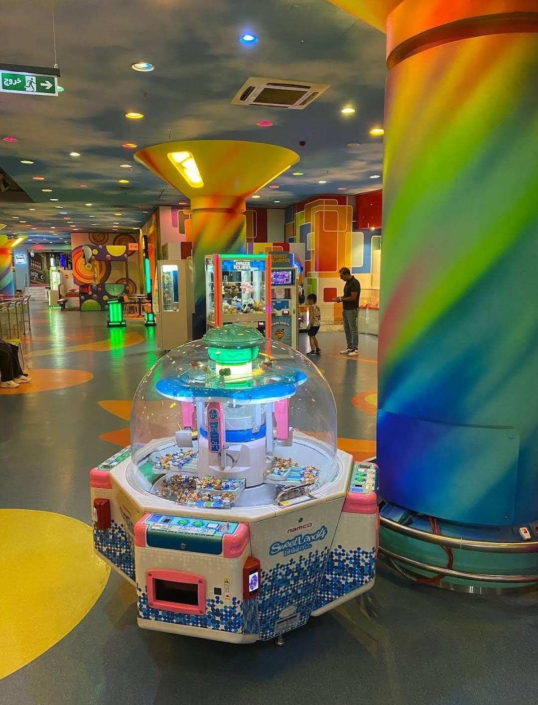 عکس شهربازی سرزمین رویایی آناهید