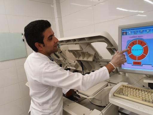 عکس آزمایشگاه پاتوبیولوژی پارس