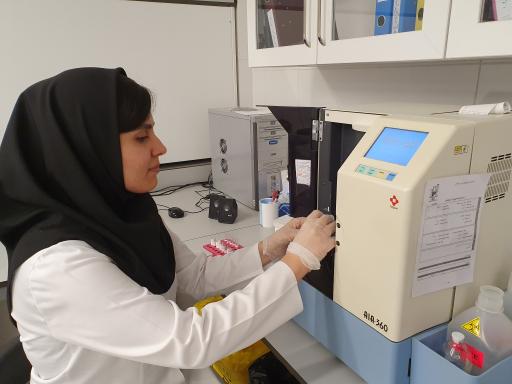 عکس آزمایشگاه پاتوبیولوژی پارس