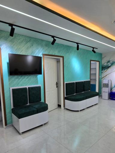 عکس کلینیک دندانپزشکی زمرد 