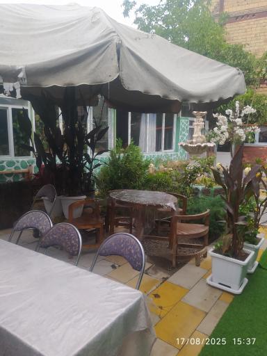 عکس رستوران باغ ال آی