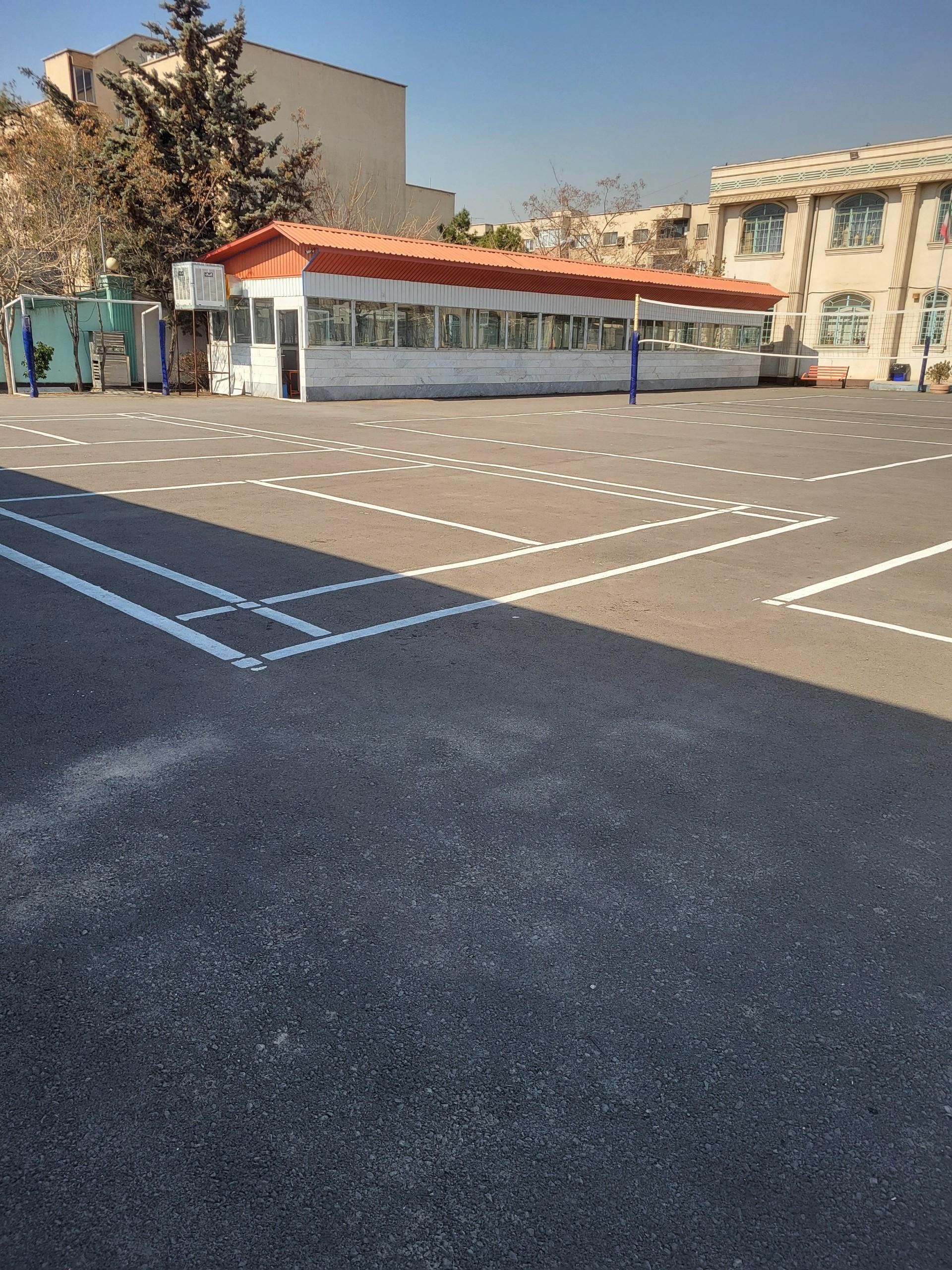 عکس دبیرستان دخترانه عترت
