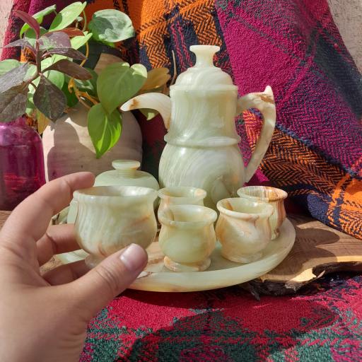 عکس خانه سنگ آسا