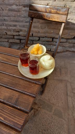 عکس خانه سنگ آسا