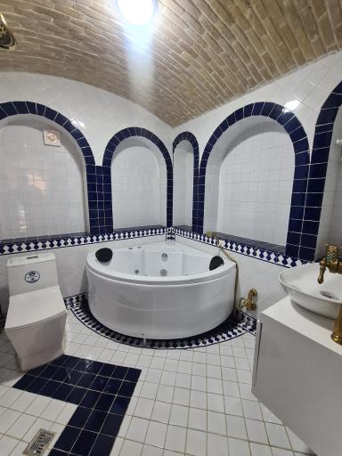 عکس هتل سنتی مهربانو