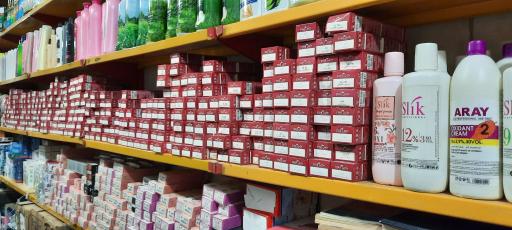 عکس شوینده بهداشتی گلها