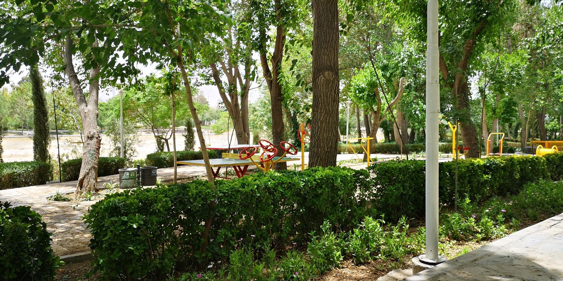 عکس بوستان وحید