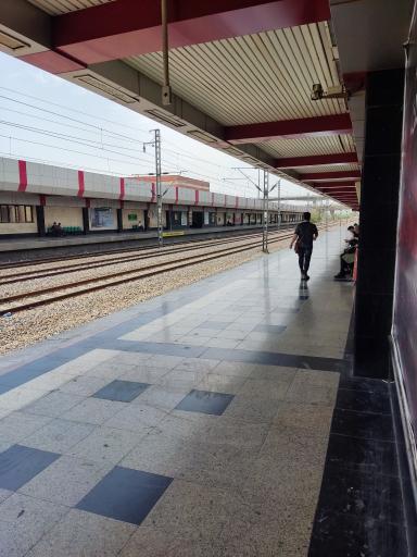 عکس ایستگاه مترو ارم سبز