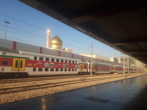 عکس ایستگاه مترو ارم سبز