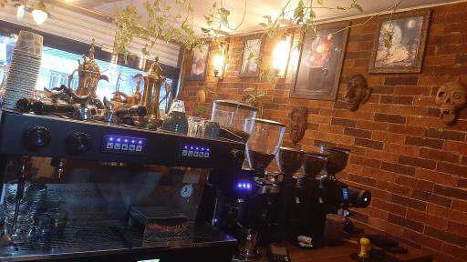 عکس حمید کافه