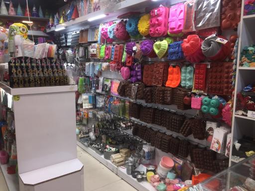 عکس لوازم قنادی و جشن تولد گردو