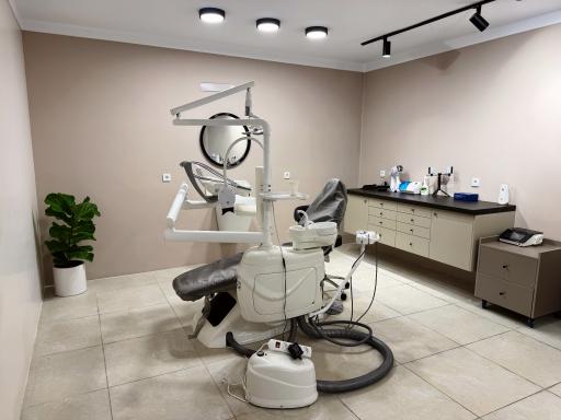 عکس مطب دکتر امیررضا مجیدی متخصص دندانپزشکی