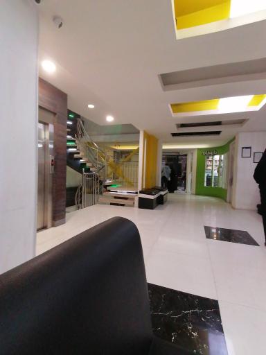 عکس کلینیک دوستاران کودک توحید - شبانه روزی