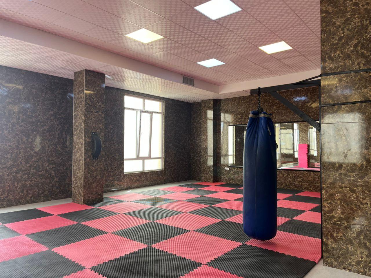 عکس باشگاه بدنسازی طلوع