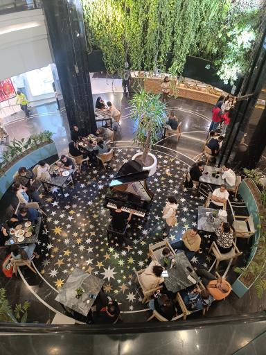 عکس مرکز خرید هدیش