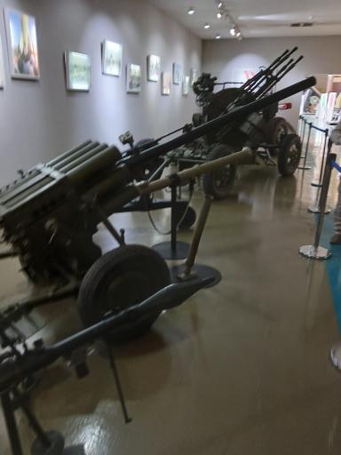 عکس درب ورودی پارک ملی هوا و فضا