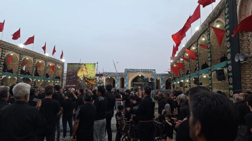 عکس حسینیه محله وشاد آران