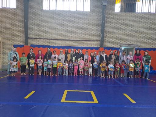 عکس باشگاه تخصصی بازی و ورزش کودکان وروجک