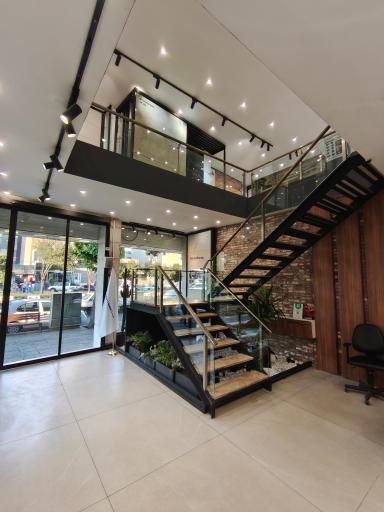 عکس بازرگانی کاشی و سرامیک نوشاد