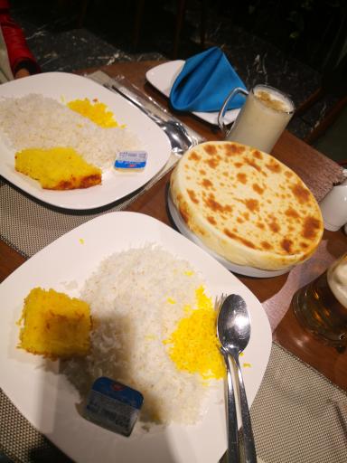 رستوران شمعدونی