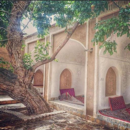 عکس باغسرای سنتی شب های شاهیک قاین